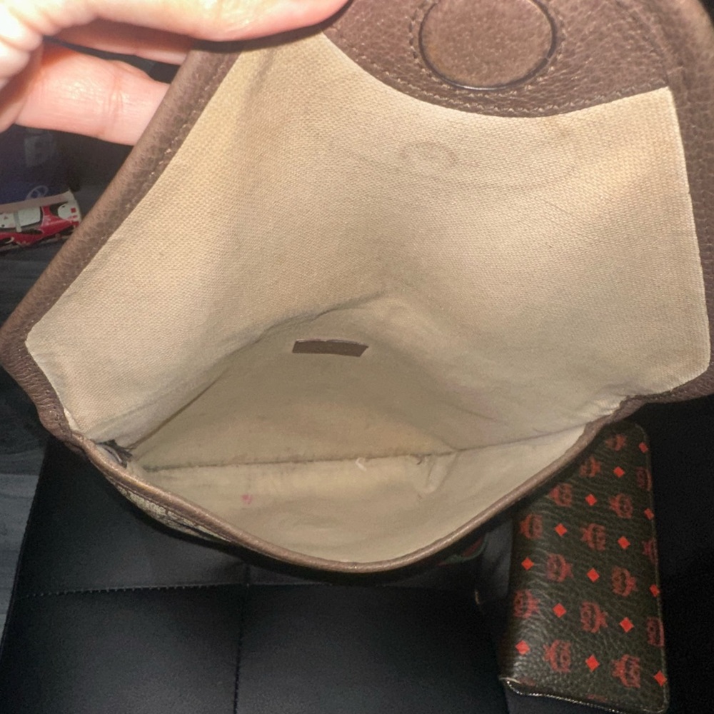 Gucci Beige and Brown Crossbody Bag - Picture 10 of 10